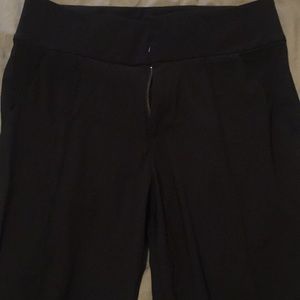 Lululemon black pants Sz 6